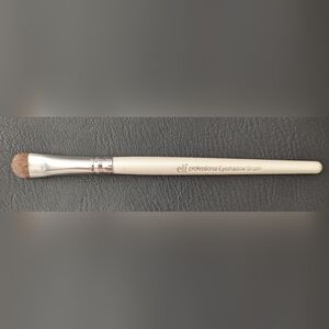 ELF Professional Eyeshadow Brush - Cream and Silver
